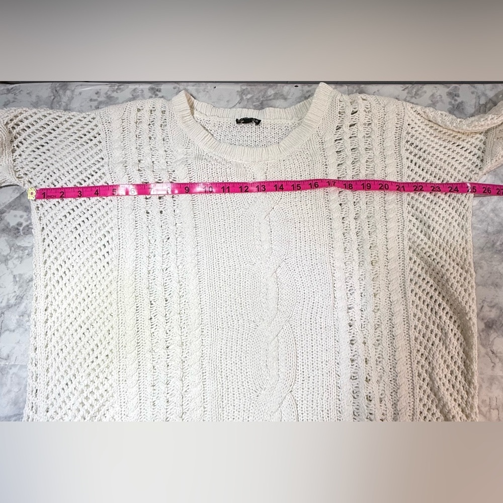Express Spring/Summer Weight White Cable Knit Swe… - image 3